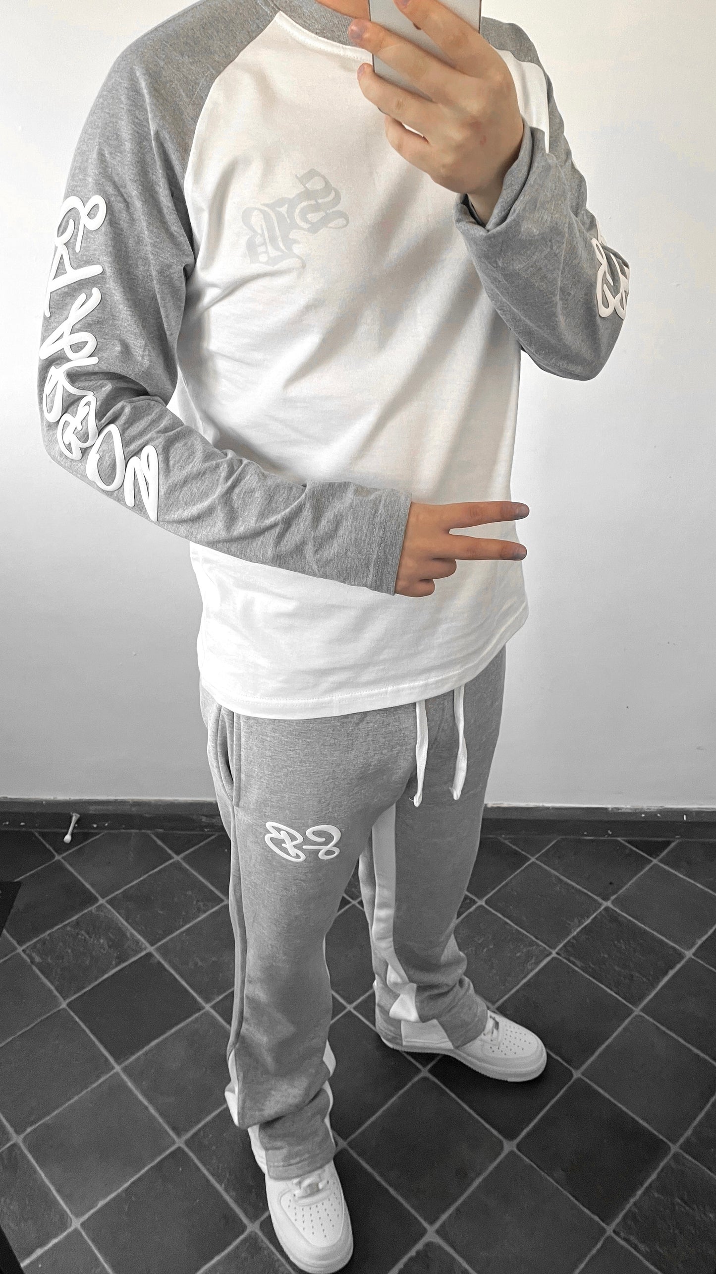 PUFF LONGSLEEVE (GREY)